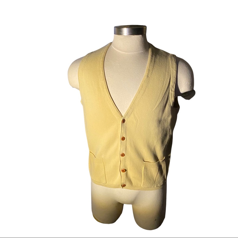 Banana Republic Pastel Mustard Yellow 5-Button Sleeveless Knit Sweater Vest Med